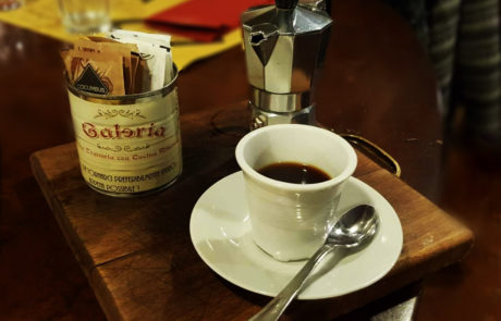 Il caffè come una volta dalla moka al Galeria Antica Trattoria ristorante a Milano